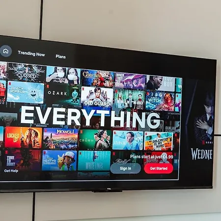 Apartament The Seaview Jacuzzi By Ps Golem (Tirana)