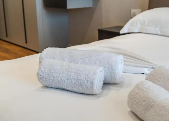 The Seaview Jacuzzi By Ps Golem (Tirana)