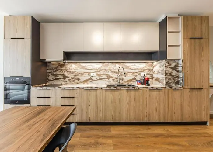 The Seaview Jacuzzi By Ps *