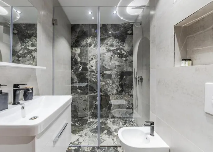 Appartement The Seaview Jacuzzi By Ps Golem (Tirana)