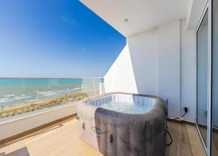 The Seaview Jacuzzi By Ps *